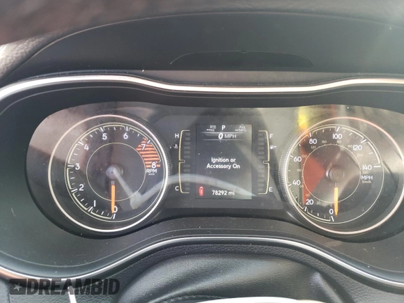 2020 Jeep Cherokee Lux z VIN 1C4PJLLX2LD634252, wystawiony jako Copart lot #67350043 z przebiegiem 78 292 mil mil oraz . Historia ofert i sprzedaży dostępna na DreamBid. Obrazek 9.