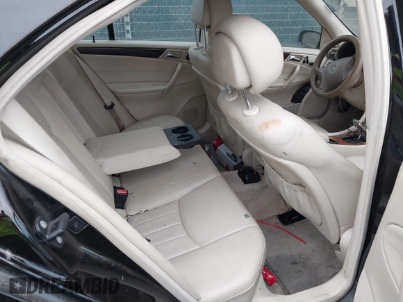 2007 Mercedes-Benz C 280 Luxury with VIN WDBRF92H77F911784, listed as a IAAI auction lot 41735959 with 156,800 mi miles and . Bid and sale history available at DreamBid. Image 8.