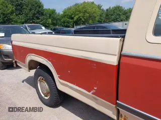 1983 Ford F-150 with VIN 1FTEX15Y5DKA31809, listed as a IAAI auction lot 42719603 with 19,240 mi miles and . Bid and sale history available at DreamBid. Image 6.