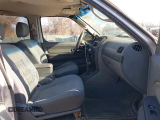2002 Nissan Xterra SE z VIN 5N1ED28T32C527709, wystawiony jako IAAI lot #41594940 z przebiegiem 98 559 mil mil oraz . Historia ofert i sprzedaży dostępna na DreamBid. Obrazek 5.