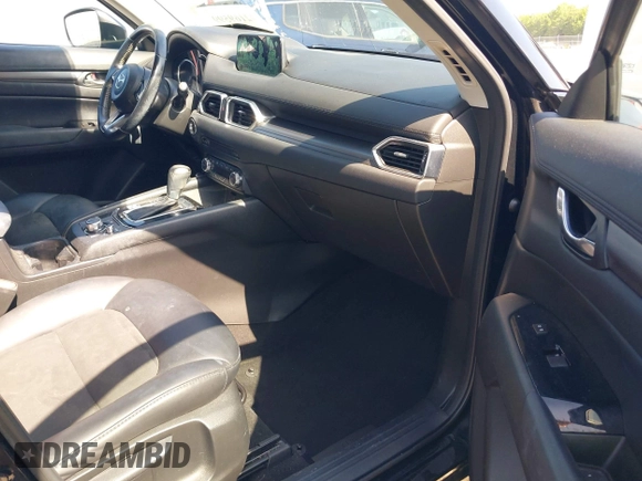 2017 Mazda CX-5 Touring z VIN JM3KFBCL0H0209458, wystawiony jako IAAI lot #42169599 z przebiegiem 93 287 mil mil oraz . Historia ofert i sprzedaży dostępna na DreamBid. Obrazek 5.