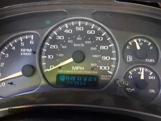 2002 Chevrolet Silverado 1500 LS with VIN 1GCEK19T42Z227273, listed as a IAAI auction lot 41595432 with 247,934 mi miles and . Bid and sale history available at DreamBid. Image 7.