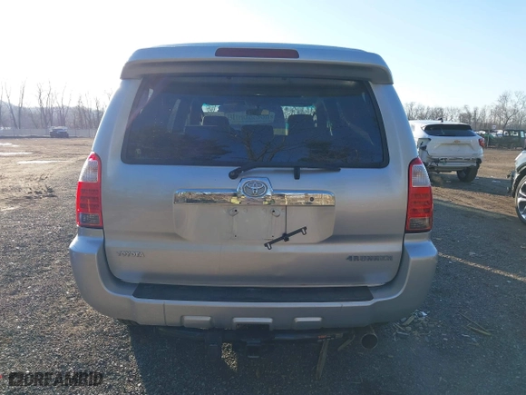 2006 Toyota 4Runner SR5 with VIN JTEBU14R668070572, listed as a IAAI auction lot 41812224 with 133,906 mi miles. Bid and sale history available at carsss.com. Image 16.
