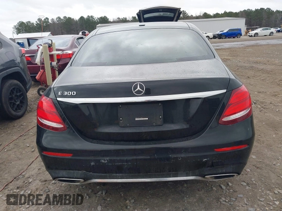 2018 Mercedes-Benz E-Class E 300 with VIN WDDZF4JB1JA454711, listed as a IAAI auction lot 41730604 with 127,985 mi miles. Bid and sale history available at carsss.com. Image 15.