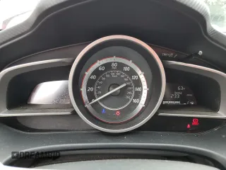 2015 Mazda 3 i Grand Touring z VIN JM1BM1M73F1221122, wystawiony jako Copart lot #50174635 z przebiegiem 95 234 mil mil oraz Nie do naprawy • Non repairable. Historia ofert i sprzedaży dostępna na DreamBid. Obrazek 9.