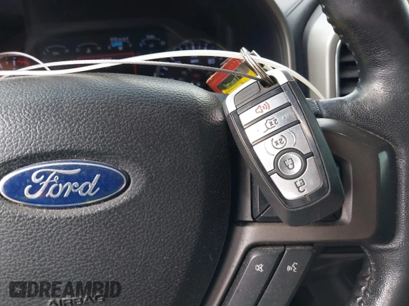 2019 Ford Expedition XLT с VIN 1FMJU1HT7KEA08725, выставлен на аукционе IAAI как лот 42658434 с пробегом 182 479 миль миль и . История ставок и продаж доступна на DreamBid. Изображение 11.