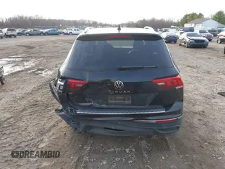2022 Volkswagen Tiguan SE with VIN 3VV3B7AX8NM163352, listed as a IAAI auction lot 40946586 with 27,847 mi miles and . Bid and sale history available at DreamBid. Image 17.