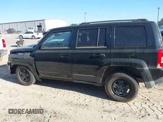 2014 Jeep Patriot Altitude with VIN 1C4NJPBA7ED534498, listed as a IAAI auction lot 40634890 with 115,330 mi miles and . Bid and sale history available at DreamBid. Image 13.