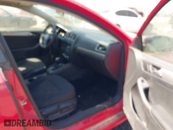 2015 Volkswagen Jetta SE с VIN 3VWD17AJ3FM239768, выставлен на аукционе IAAI как лот 41809453 с пробегом 151 967 миль миль и . История ставок и продаж доступна на DreamBid. Изображение 5.