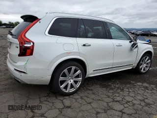 2018 Volvo XC90 Inscription with VIN YV4A22PL3J1359765, listed as a Copart auction lot 62863545 with 78,291 mi miles and Salvage title. Bid and sale history available at DreamBid. Image 3.