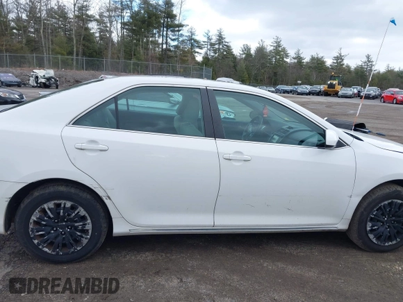 2013 Toyota Camry L with VIN 4T1BF1FK0DU270720, listed as a IAAI auction lot 41977020 with 182,058 mi miles. Bid and sale history available at carsss.com. Image 13.