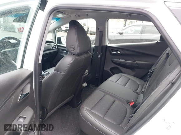 2023 Chevrolet Bolt EV 2LT z VIN 1G1FX6S07P4198027, wystawiony jako IAAI lot #42453916 z przebiegiem 5 133 mil mil oraz . Historia ofert i sprzedaży dostępna na DreamBid. Obrazek 23.