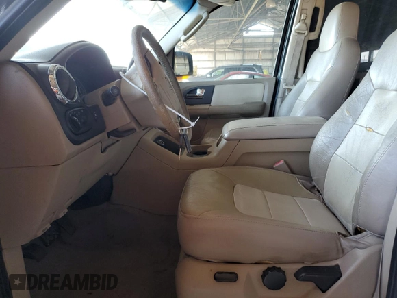2005 Ford Expedition Eddie Bauer with VIN 1FMFU17525LB03315, listed as a Copart auction lot 48211815 with 229,907 mi miles and Clean Title. Bid and sale history available at carsss.com. Image 7.