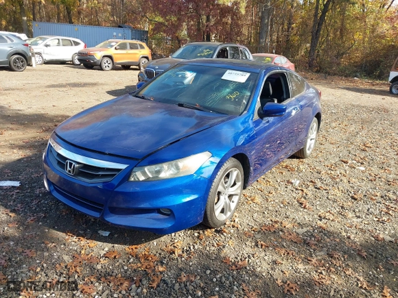 2011 Honda Accord Cpe EX-L with VIN 1HGCS2B82BA005012, listed as a IAAI auction lot 40735789 with 145,989 mi miles. Bid and sale history available at carsss.com. Image 17.