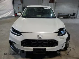 2023 Honda HR-V LX with VIN 3CZRZ2H34PM748484, listed as a Copart auction lot 56770995 with 7,505 mi miles and Salvage title. Bid and sale history available at DreamBid. Image 5.