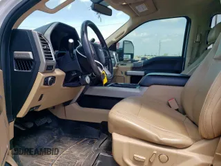 2017 Ford F-250 Lariat with VIN 1FT7W2BT2HEB68950, listed as a Copart auction lot 60847995 with 217,292 mi miles and Clean title. Bid and sale history available at DreamBid. Image 7.