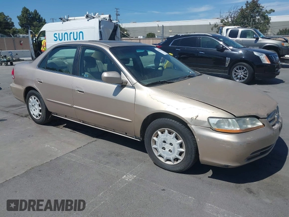 2001 Honda Accord EX z VIN 1HGCG66861A114106, wystawiony jako IAAI lot #42385834 z przebiegiem 172 395 mil mil oraz . Historia ofert i sprzedaży dostępna na DreamBid. Obrazek 1.