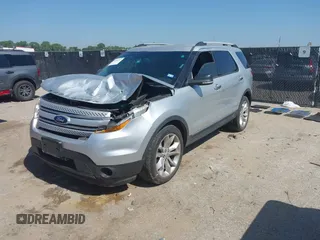 2014 Ford Explorer XLT with VIN 1FM5K7D85EGB58126, listed as a IAAI auction lot 42319867 with 189,362 mi miles and . Bid and sale history available at DreamBid. Image 2.