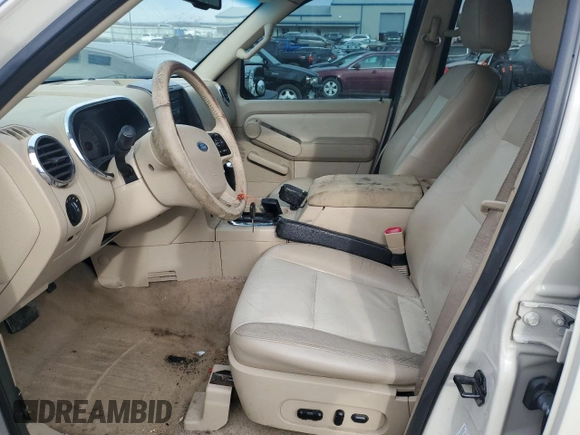 2006 Ford Explorer Limited z VIN 1FMEU65866UA99917, wystawiony jako Copart lot #84235364 z przebiegiem 141 481 mil mil oraz Szkoda całkowita • Salvage title. Historia ofert i sprzedaży dostępna na DreamBid. Obrazek 7.