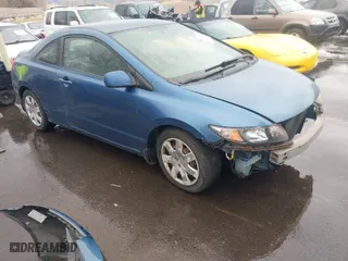 2011 Honda Civic Cpe LX with VIN 2HGFG1B60BH515271, listed as a IAAI auction lot 41593344 with 118,569 mi miles. Bid and sale history available at carsss.com. Image 1.