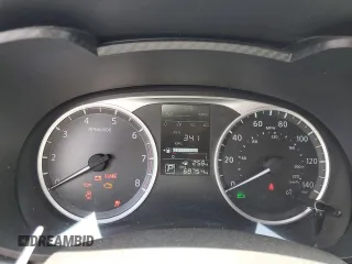 2020 Nissan Versa S z VIN 3N1CN8DV2LL916126, wystawiony jako Copart lot #56963015 z przebiegiem 68 754 mil mil oraz Szkoda całkowita • Salvage title. Historia ofert i sprzedaży dostępna na DreamBid. Obrazek 9.