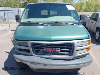 1999 GMC Savana z VIN 1GJHG35R4X1134983, wystawiony jako IAAI lot #42084648 z przebiegiem 167 848 mil mil oraz . Historia ofert i sprzedaży dostępna na DreamBid. Obrazek 12.