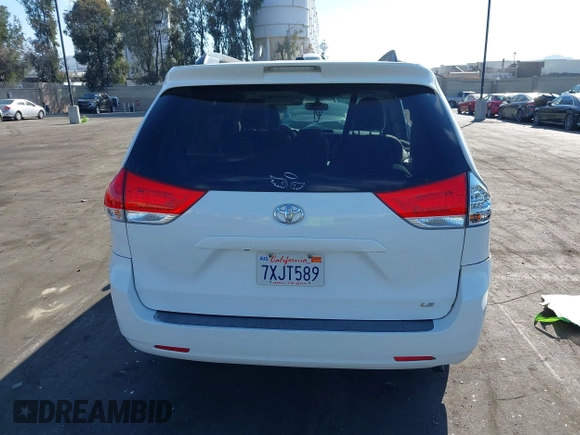2012 Toyota Sienna LE AAS with VIN 5TDKK3DCXCS276325, listed as a IAAI auction lot 41791385 with 133,635 mi miles. Bid and sale history available at carsss.com. Image 17.