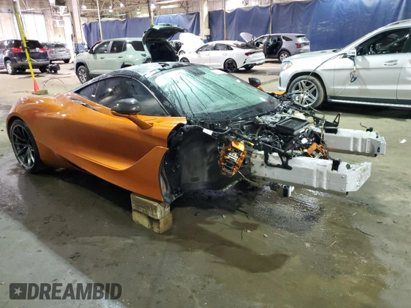 2018 McLaren 720S z VIN SBM14DCA1JW000230, wystawiony jako Copart lot #44311435 z przebiegiem Nie podano mil oraz Tytuł czysty. Historia ofert i sprzedaży dostępna na DreamBid. Obrazek 4.