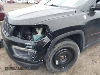 2017 Jeep Compass Trailhawk с VIN 3C4NJDDB7HT636211, выставлен на аукционе IAAI как лот 41745441 с пробегом 85 717 миль миль и . История ставок и продаж доступна на DreamBid. Изображение 20.