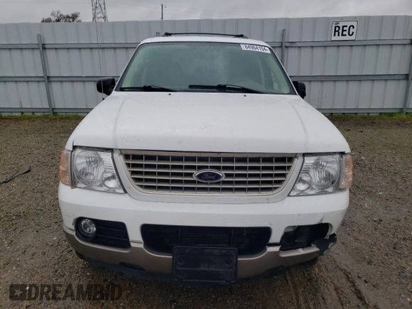 2004 Ford Explorer Eddie Bauer z VIN 1FMDU74K84UA35938, wystawiony jako Copart lot #84904194 z przebiegiem 82 976 mil mil oraz Szkoda całkowita • Salvage title. Historia ofert i sprzedaży dostępna na DreamBid. Obrazek 5.