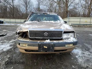 1989 Plymouth Acclaim z VIN 1P3BA46K6KF514487, wystawiony jako Copart lot #86534244 z przebiegiem 90 135 mil mil oraz Szkody całkowita. Historia ofert i sprzedaży dostępna na DreamBid. Obrazek 5.