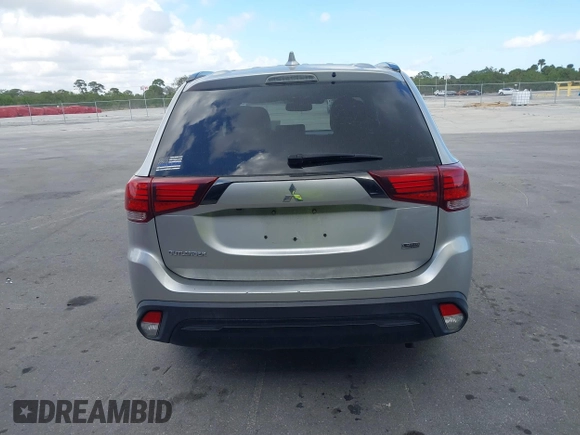 2020 Mitsubishi Outlander ES z VIN JA4AZ3A37LZ042888, wystawiony jako IAAI lot #41474954 z przebiegiem 98 616 mil mil oraz . Historia ofert i sprzedaży dostępna na DreamBid. Obrazek 16.