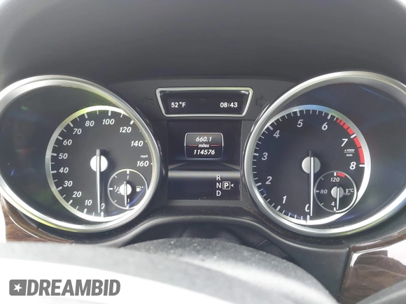 2013 Mercedes-Benz M ML 350 with VIN 4JGDA5HB3DA138368, listed as a IAAI auction lot 41958922 with 114,576 mi miles. Bid and sale history available at carsss.com. Image 7.