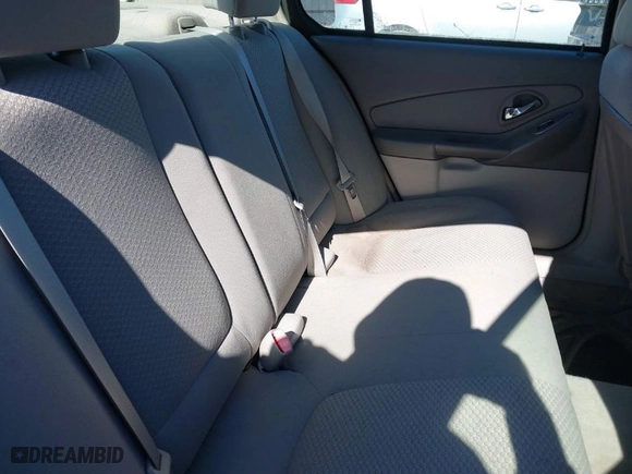 2008 Chevrolet Malibu Classic LS w/1FL with VIN 1G1ZS58F88F139723, listed as a IAAI auction lot 41391705 with 192,530 mi miles. Bid and sale history available at carsss.com. Image 8.