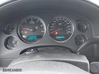 2007 Chevrolet Avalanche LTZ with VIN 3GNFK12327G250385, listed as a IAAI auction lot 42017322 with 243,674 mi miles. Bid and sale history available at carsss.com. Image 7.