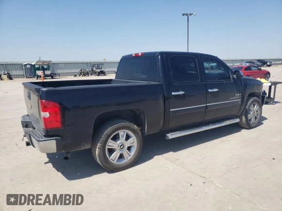 2013 Chevrolet Silverado 1500 LT with VIN 3GCPCSE08DG148103, listed as a Copart auction lot 52362155 with 205,647 mi miles and Salvage Title. Bid and sale history available at DreamBid. Image 3.