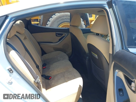 2011 Hyundai Elantra GLS z VIN KMHDH4AE0BU135563, wystawiony jako IAAI lot #42482810 z przebiegiem 158 110 mil mil oraz . Historia ofert i sprzedaży dostępna na DreamBid. Obrazek 8.