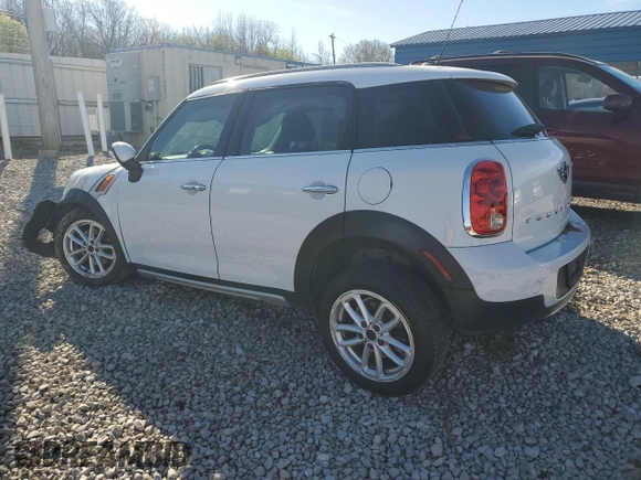 2015 MINI Countryman with VIN WMWZB3C51FWR44600, listed as a Copart auction lot 49440555 with 105,650 mi miles and Clean Title. Bid and sale history available at DreamBid. Image 2.