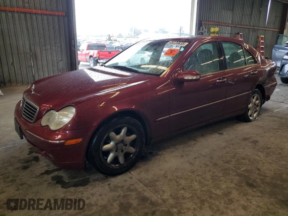 2003 Mercedes-Benz C 320 with VIN WDBRF64JX3E011458, listed as a Copart auction lot 45239835 with 203,013 mi miles and Salvage title. Bid and sale history available at DreamBid. Image 1.