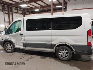 2016 Ford Transit XL z VIN 1FMZK1YM2GKA37673, wystawiony jako IAAI lot #41733664 z przebiegiem 97 638 mil mil oraz . Historia ofert i sprzedaży dostępna na DreamBid. Obrazek 14.