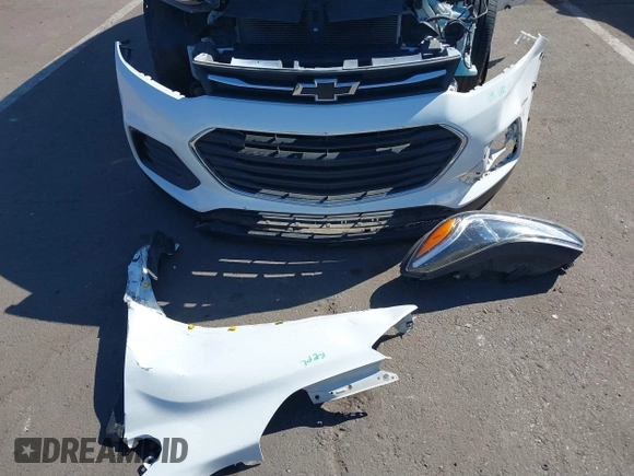2022 Chevrolet Trax LT with VIN KL7CJLSM1NB512337, listed as a IAAI auction lot 41828625 with 40,877 mi miles. Bid and sale history available at carsss.com. Image 12.