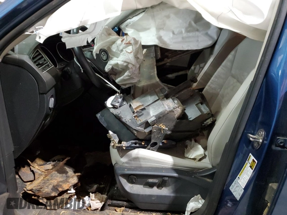 2018 Volkswagen Tiguan SEL with VIN 3VV3B7AX7JM055203, listed as a Copart auction lot 51358485 with 61,352 mi miles and Salvage Title. Bid and sale history available at DreamBid. Image 7.