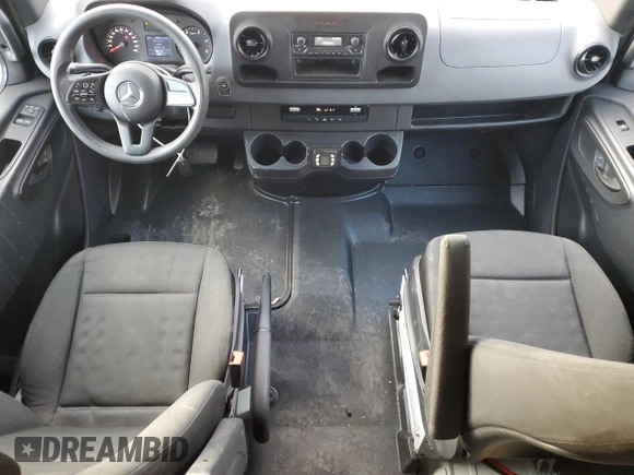 2020 Mercedes-Benz Sprinter with VIN W1Y4EDHYXLT030139, listed as a Copart auction lot 87737455 with 365,518 mi miles and Salvage Title. Bid and sale history available at DreamBid. Image 8.