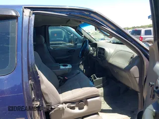 2004 Ford F-150 XL with VIN 2FTRX17224CA49487, listed as a IAAI auction lot 42300313 with Not provided miles and . Bid and sale history available at DreamBid. Image 5.