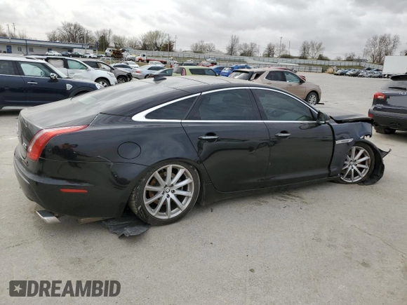 2013 Jaguar XJ z VIN SAJWJ1CD5D8V53294, wystawiony jako Copart lot #49711445 z przebiegiem 100 675 mil mil oraz Szkoda całkowita • Salvage title. Historia ofert i sprzedaży dostępna na DreamBid. Obrazek 3.