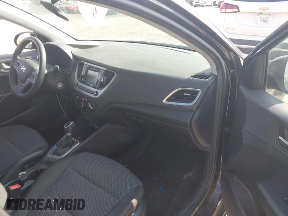 2021 Hyundai Accent SE z VIN 3KPC24A61ME134031, wystawiony jako IAAI lot #41534070 z przebiegiem 88 217 mil mil oraz . Historia ofert i sprzedaży dostępna na DreamBid. Obrazek 5.