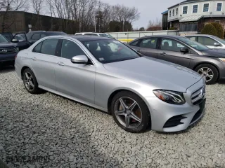 2017 Mercedes-Benz E-Class E 300 Luxury with VIN WDDZF4KB6HA105584, listed as a Copart auction lot 48584115 with 87,212 mi miles and Salvage Title. Bid and sale history available at carsss.com. Image 4.