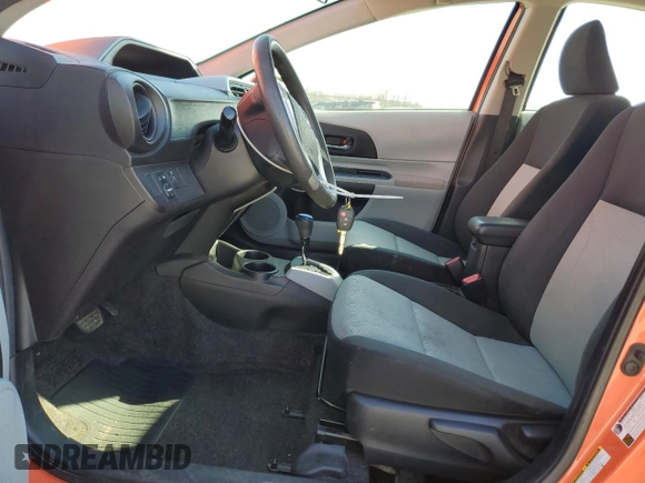 2012 Toyota Prius One with VIN JTDKDTB35C1013198, listed as a Copart auction lot 43583985 with 185,086 mi miles and Clean Title. Bid and sale history available at DreamBid. Image 7.