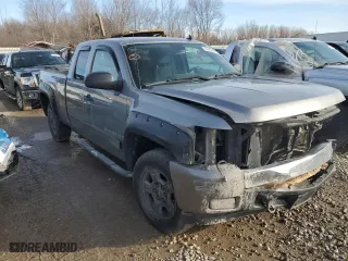 2008 Chevrolet Silverado 1500 LT w/2LT with VIN 2GCEC190681255192, listed as a Copart auction lot 88859865 with 210,023 mi miles and Salvage Title. Bid and sale history available at carsss.com. Image 4.