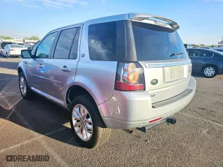 2014 Land Rover LR2 with VIN SALFR2BG5EH389838, listed as a Copart auction lot 76070094 with 131,493 mi miles and Clean Title. Bid and sale history available at carsss.com. Image 3.